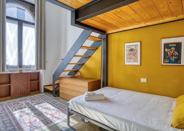 Loft Maderno - Elegant Space 20 Mins From Duomo With One Bedroom For 4 People 公寓