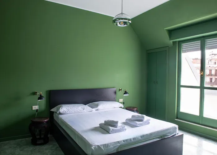 Porta Romana Terrace דירה *