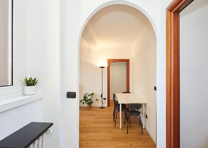 아파트 Family Friendly & Spacious W Balcony Metro 밀라노
