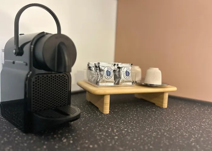 Fifty Eight Repubblica Three Bedrooms アパート ミラノ