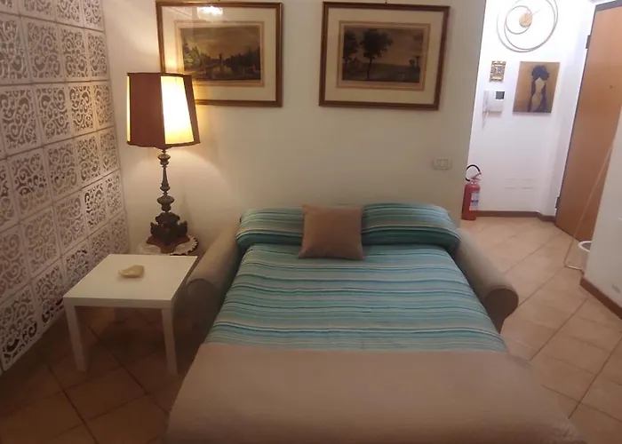 Apartment Elemi House