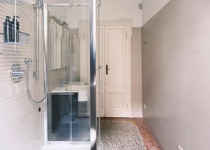 Comecasa 3 Bedrooms Near Bocconi