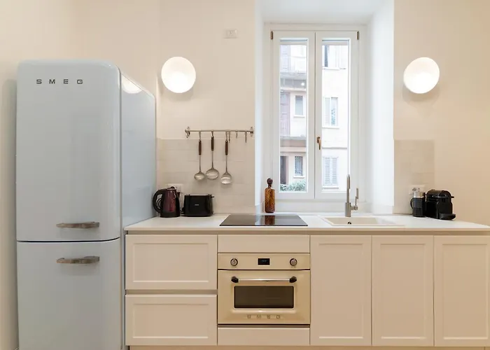 Porta Romana - Lusso E Calore In Un Bilocale Di Design Apartamento Milão