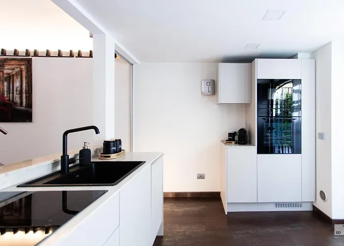 Luxury House In Pietrasanta 120 Mq 아파트