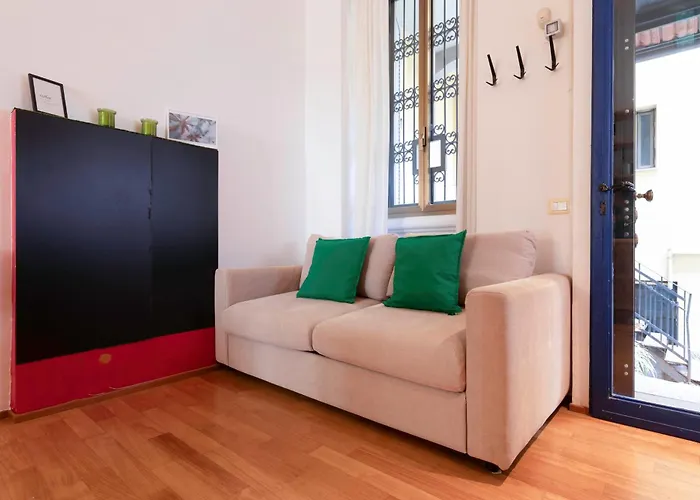 Naviglio Grande Zona Tortona Milan