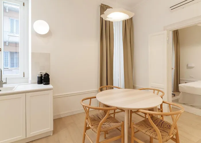 Porta Romana - Lusso E Calore In Un Bilocale Di Design Apartamento