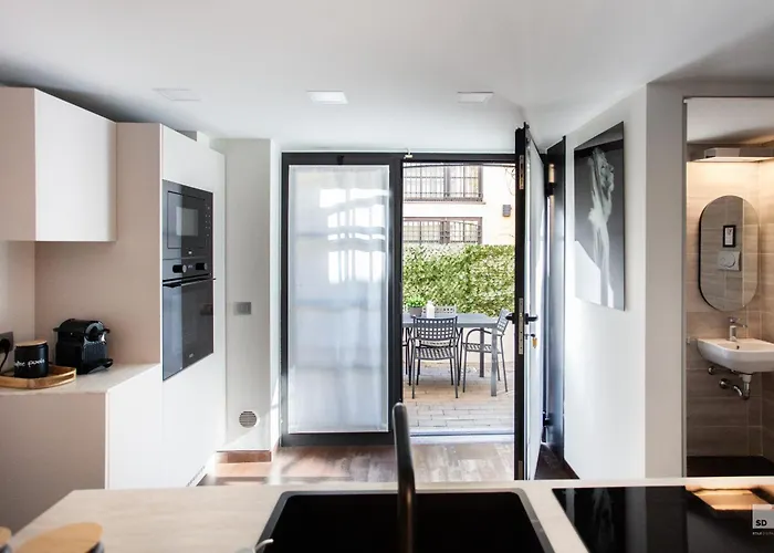 Luxury House In Pietrasanta 120 Mq 밀라노