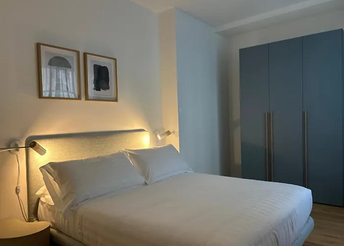 Fifty Eight Repubblica Three Bedrooms アパート *