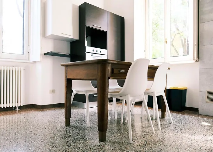 Comecasa 3 Bedrooms Near Bocconi Appartamento *
