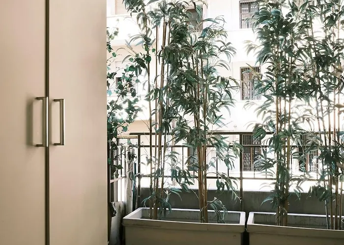 Comecasa De Amicis Urban Flat Near Duomo