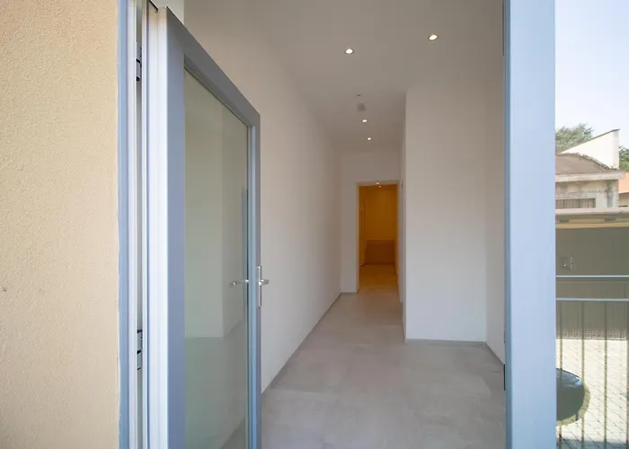 The Vertical House - Elegant Refuge On Two Floors Lägenhet *