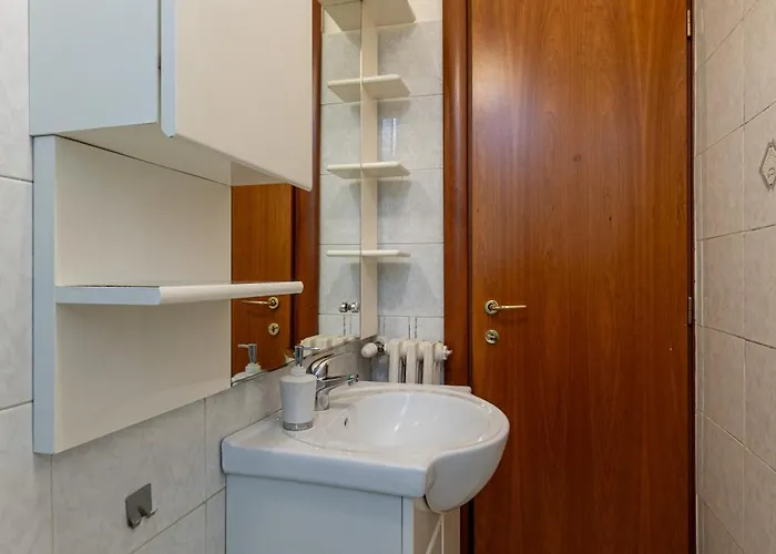 Family Friendly & Spacious W Balcony Metro * Milano