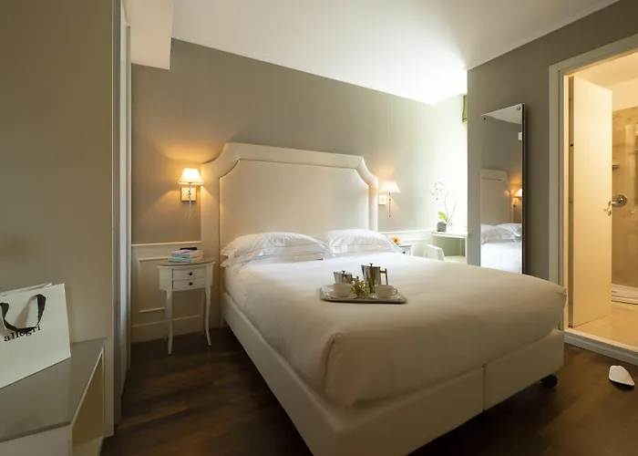 Отель Fenice 3*