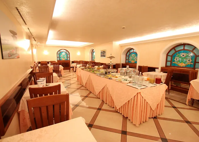 Hotel Mokinba Montebianco 4*