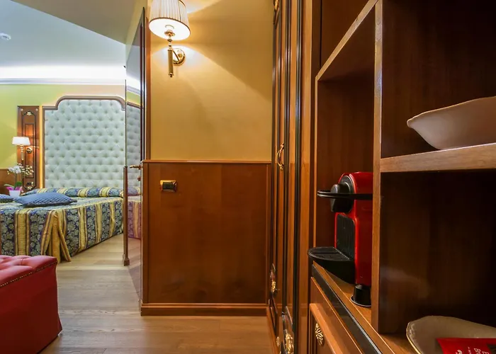 Hotel Vittoria 4*