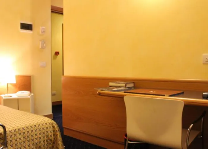 Hotel Club Milán