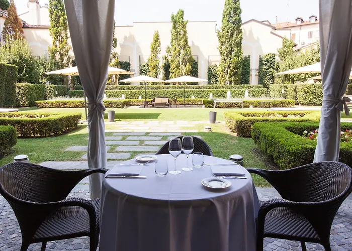 Grand Visconti Palace Отель