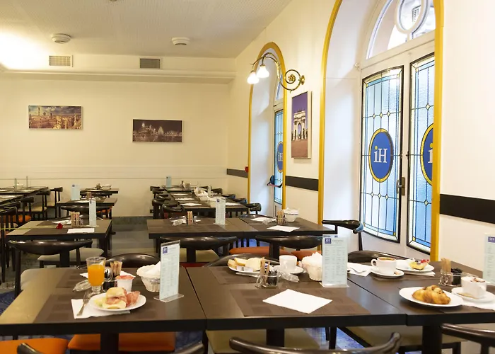 Jr Bocconi 4* Mailand