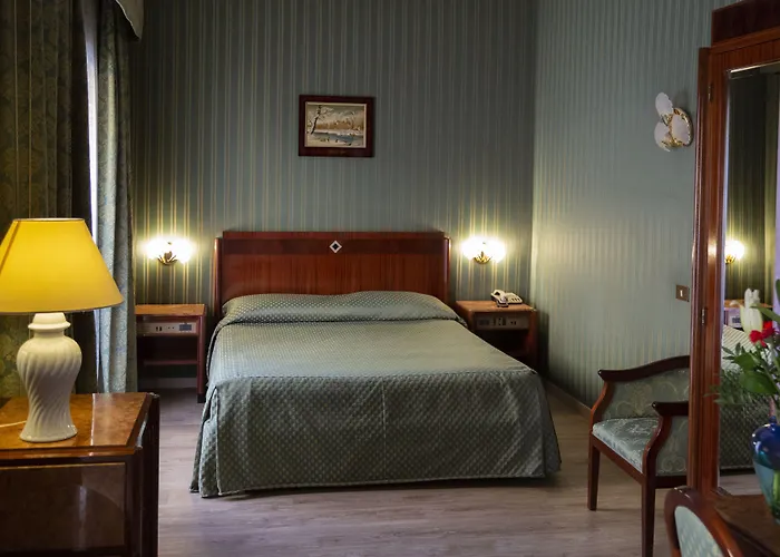 Jr Bocconi Hotel 4*