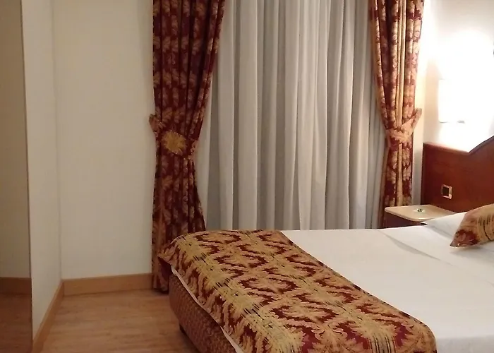 Mokinba King Hotel Milán