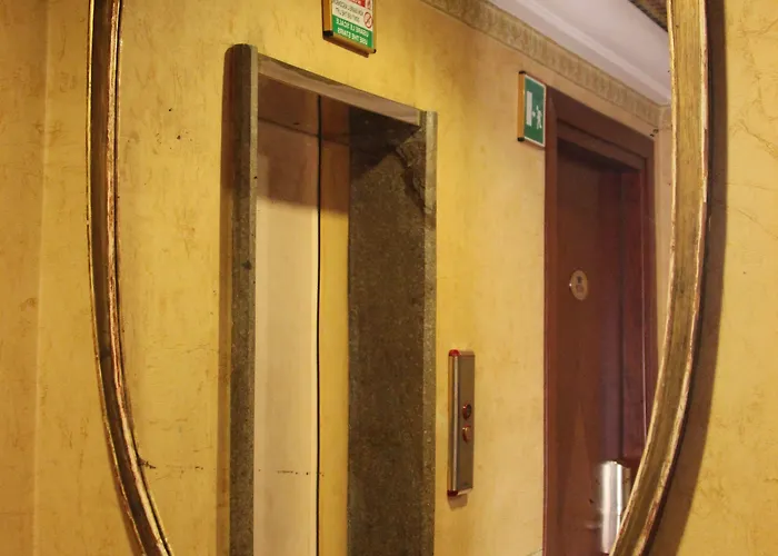 Mokinba King Hotel Milán