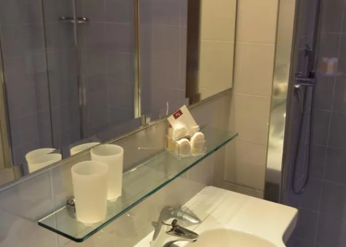 Otel Gran Duca Di York Milano