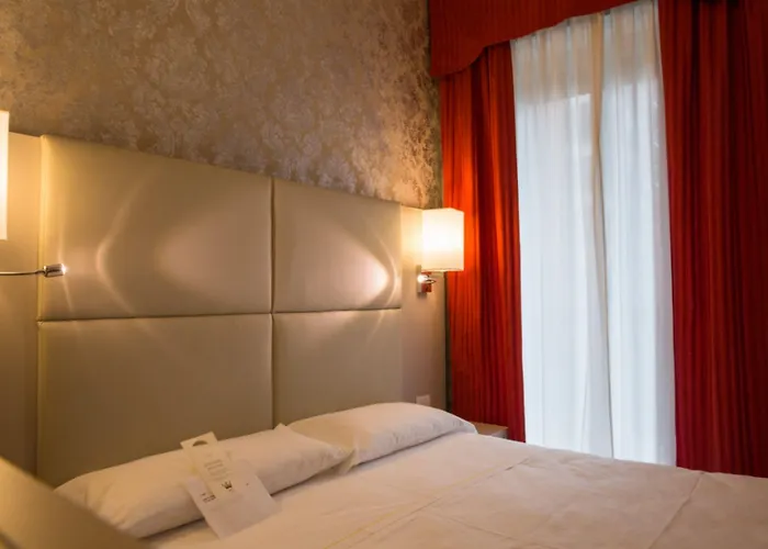 Nasco Hotel 4*