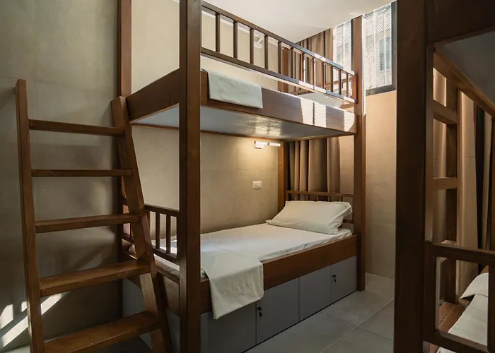 Petrella Hostel Milan