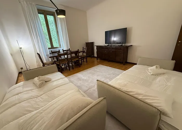 70s Vibes Flat Close To Bocconi Σπίτι διακοπών