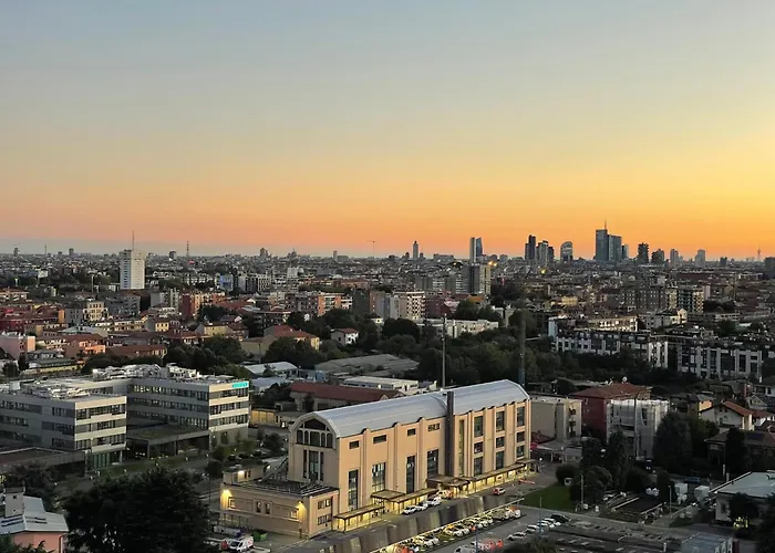 Skyline15-elegant Panoramic Apartment-metro M1- Only 20 Minutes From Cathedral Ferienhaus