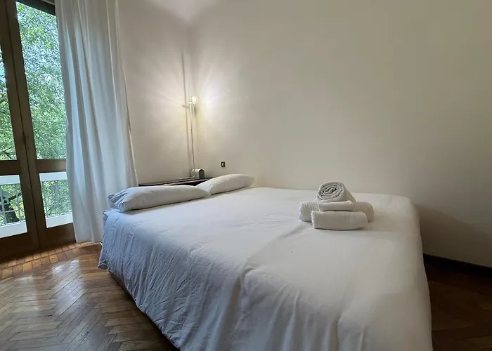 70s Vibes Flat Close To Bocconi * Μιλάνο