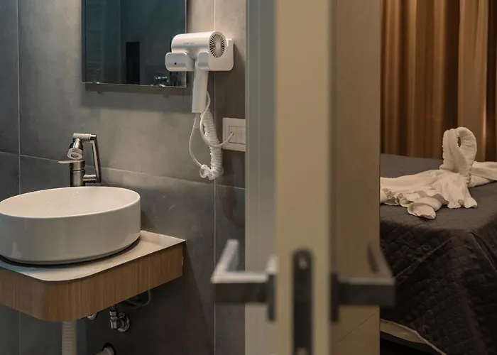 Petrella ホステル *