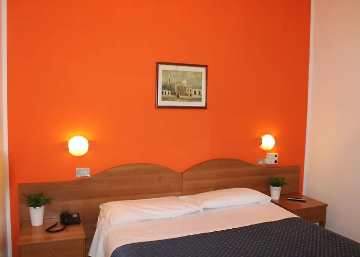 Catalani E Madrid Hotel 2*