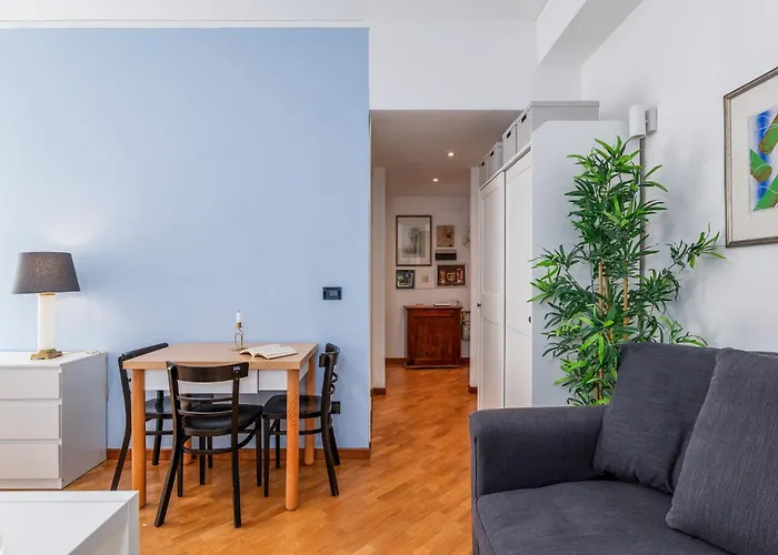 Charming With Balcony & Wi-fi