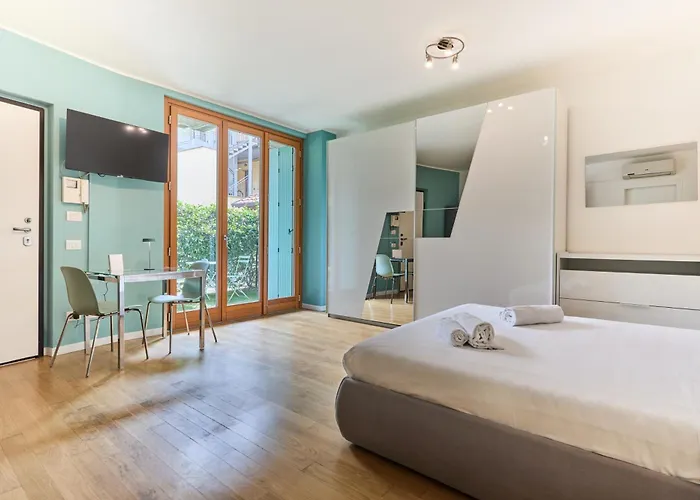 Little Garden Lejlighed *