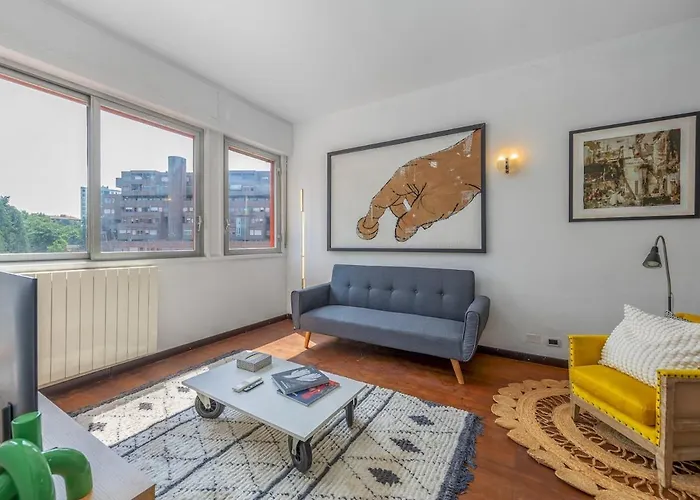 Parking, 2 Min To Metro, 8 Min To Rho Fiera, Air Conditioning Apartmán