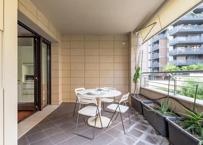 Elegant With Terrace In Life Apartman Milánó