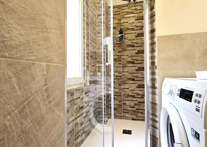 Yr Loreto - Walk To Metro & Shops شقة