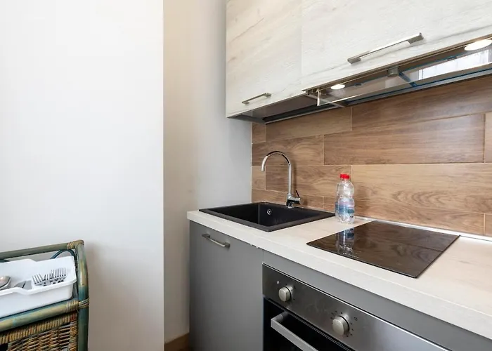 Trevi 4 - The White - B *