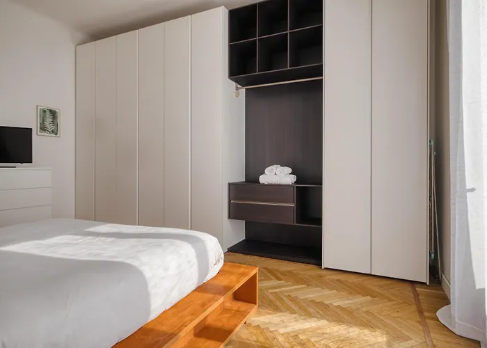 Palazzi - Your Sunny Getaway In Porta Venezia District *
