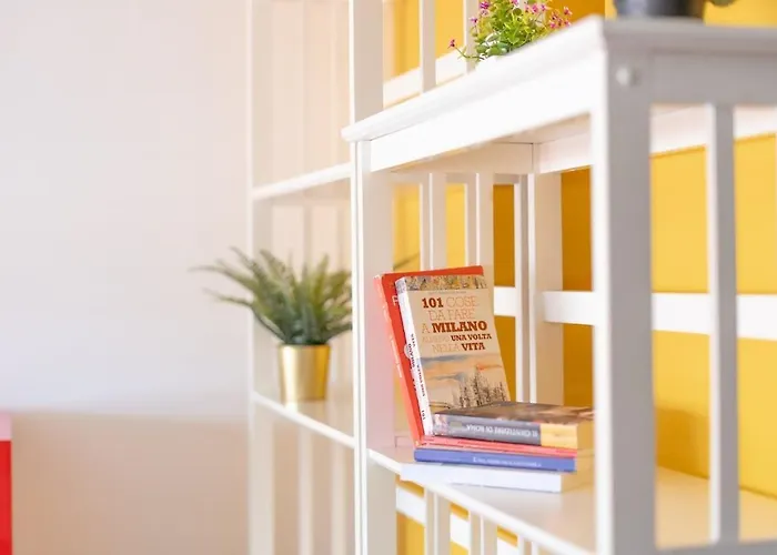 Daire Canavesi Red Metro Primaticcio 4 Min Milano