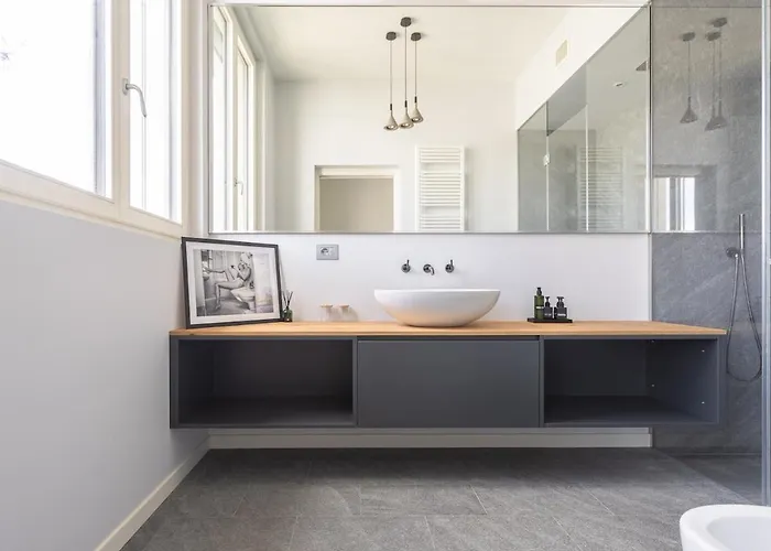 The Urban Nest - Elegante E Moderno 2 Stanze *