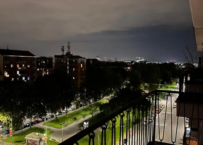 Simona -bocconi,naviglio,duomo,milano-cortina,ieo,iulm,assago Forum Milano