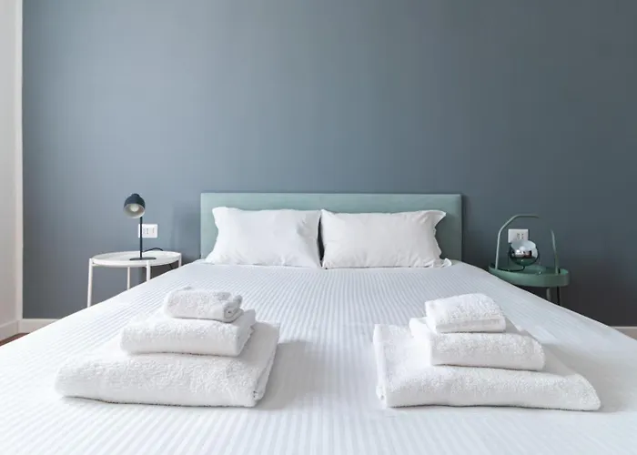 Italianway Comfort - Raffaello Sanzio 33 アパート ミラノ