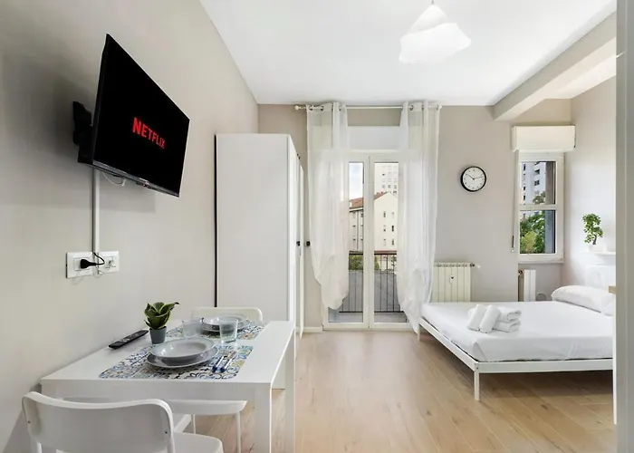 Modern With Wi-fi & Ac 15 Min To Duomo Daire Milano