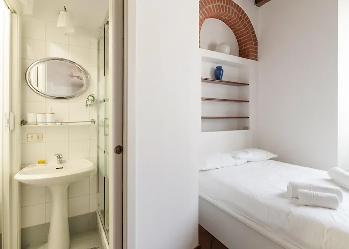 Guesthost - Comfy Navigli Daire