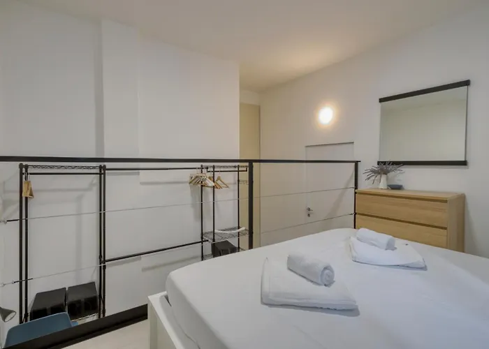 I-host - Maffei 20 아파트