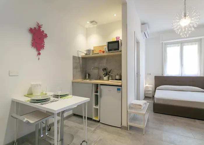 Apartment Joivy Cosy Studios, Easy Access To The Centre Of Milan