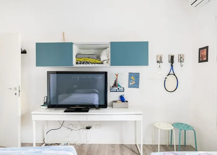 Lovely Flat Close To Center In Porta Romana * Milano