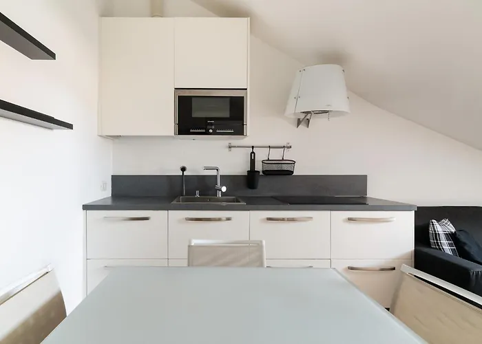 Daire Guesthost - Darsena Bright